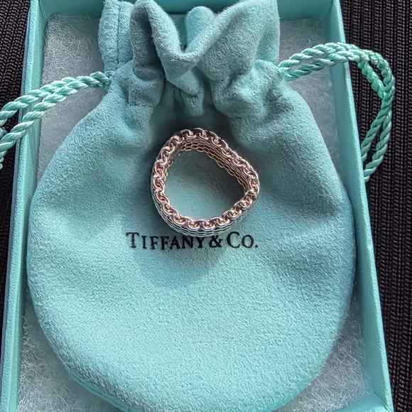Tiffany & Co. Silver Chain Link Ring - Picture 2 of 6